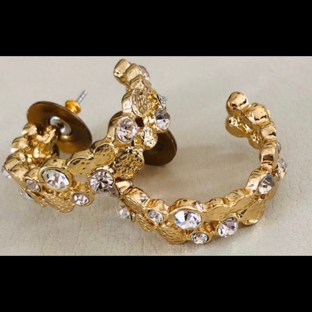 NWOT Monet Gold Tone and Rhinestone Hoop Earrings